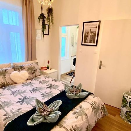Amazonian Jungle Apartment In Vienne Extérieur photo
